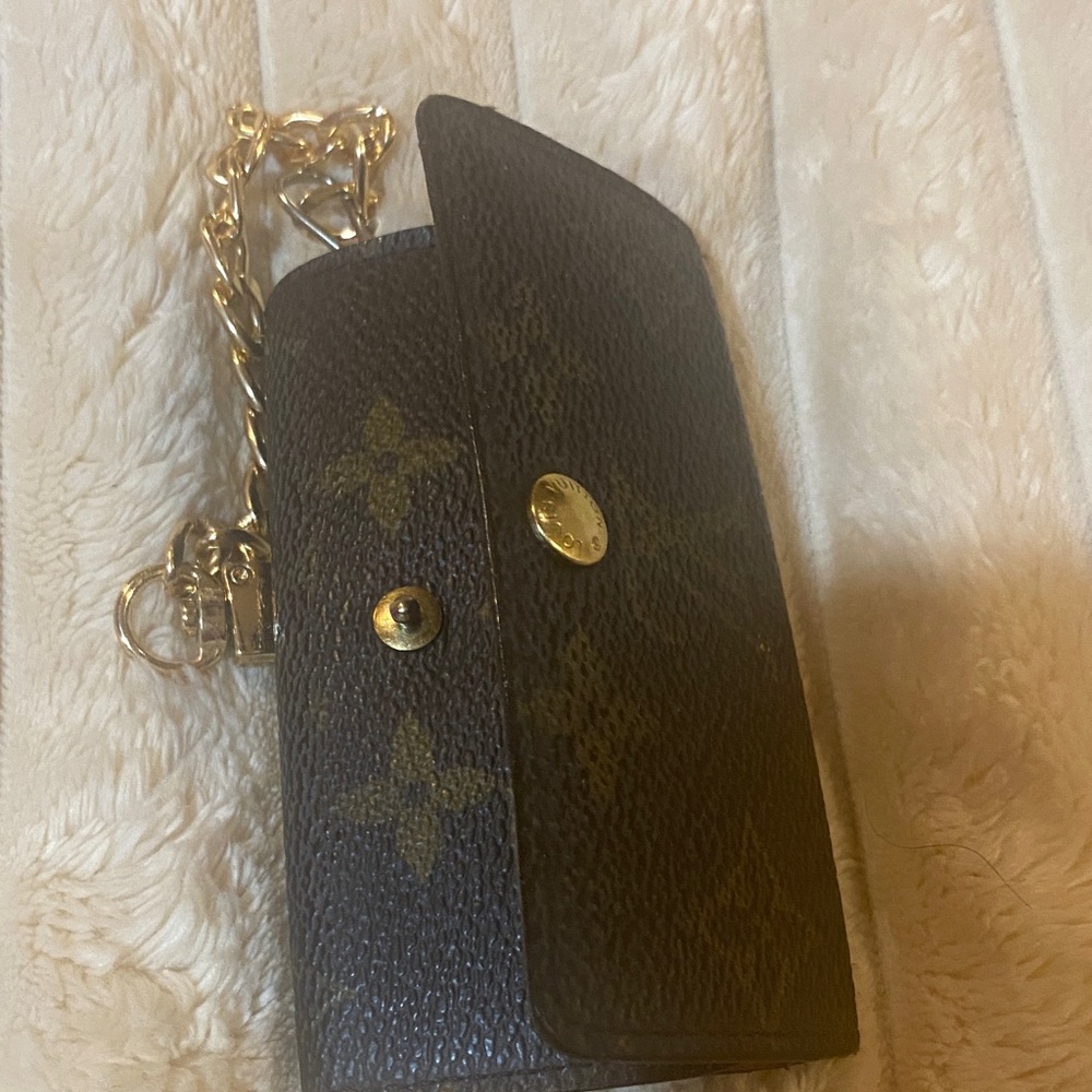 Louis Vuitton Brown and Gold Key Holder